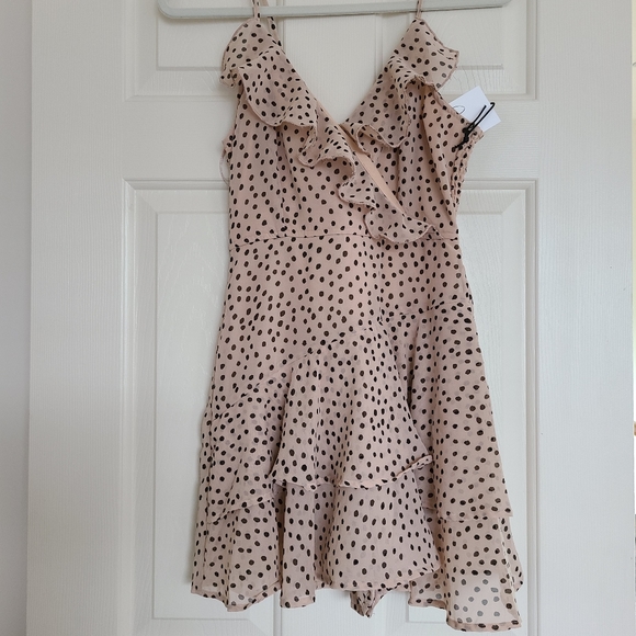 NWT Polka-dot Romper - Picture 2 of 8